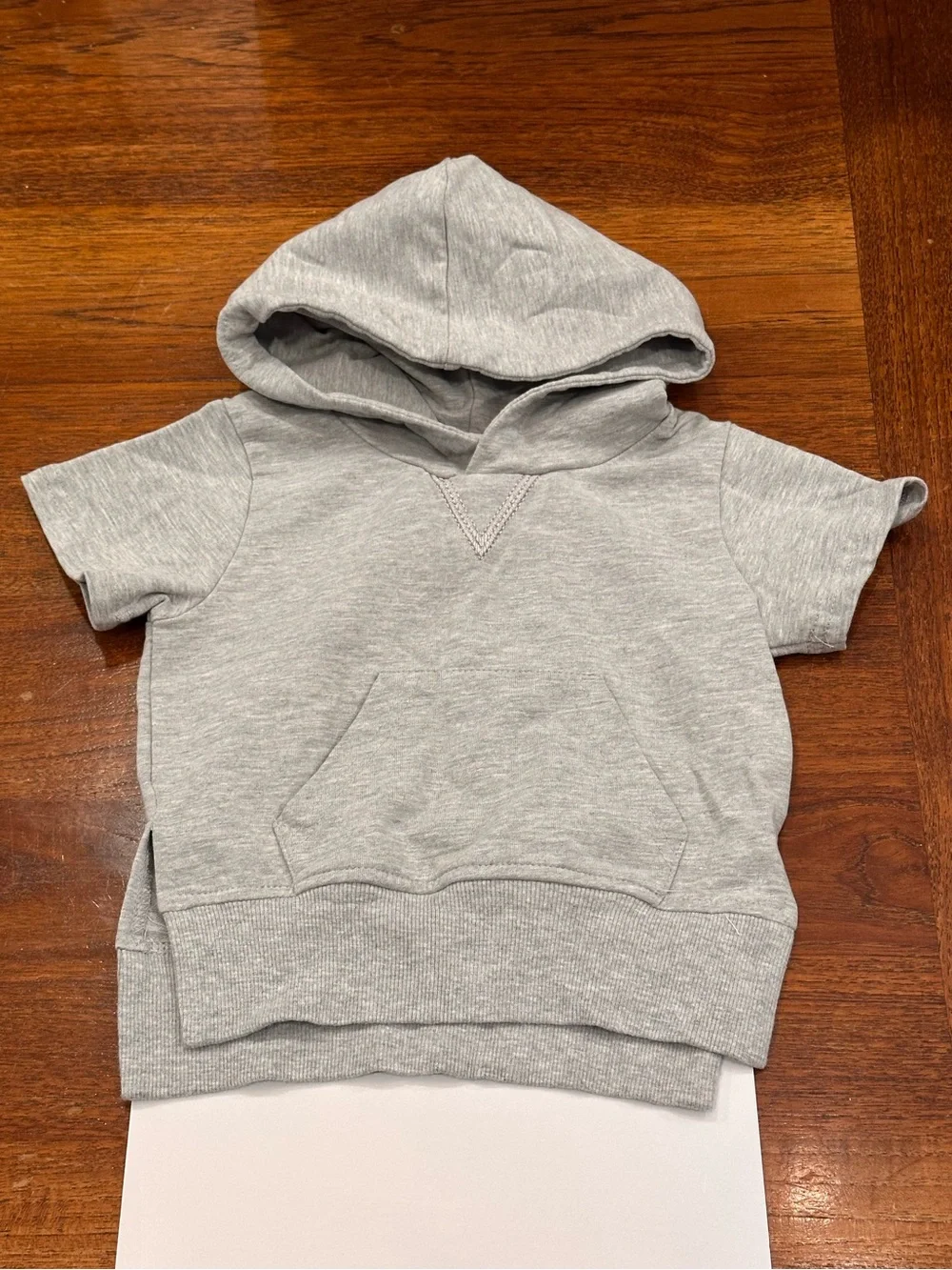 EUC Little Bipsy Short Sleeve Hoodie, Grey, 6-12 Months